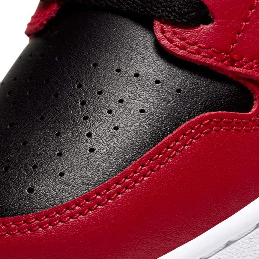 Air Jordan 1 Mid GS 'Chicago Black Toe' - Sole Collectors